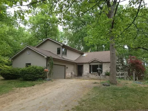 5046 Page Ave, Leoni, MI 49201 photo 1