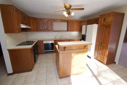 8171 Bunton Rd, Willis, MI 48191 photo 10