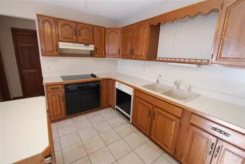 8171 Bunton Rd, Willis, MI 48191 photo 11