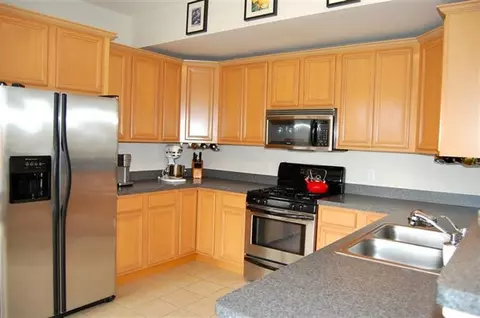 5253 Falling Leaf Dr, Ann Arbor, MI 48108 photo 9