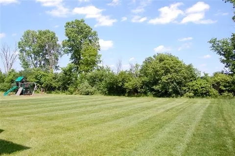 5253 Falling Leaf Dr, Ann Arbor, MI 48108 photo 24