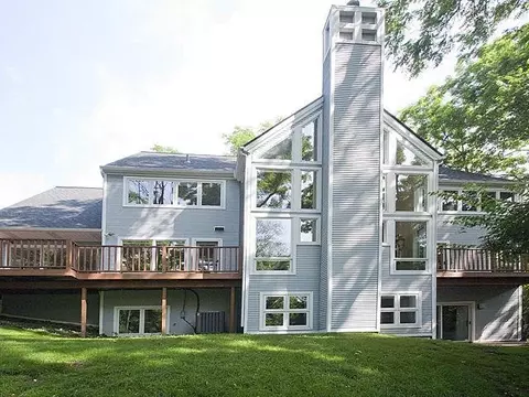 3404 E Dobson, Ann Arbor, MI 48105 photo 2
