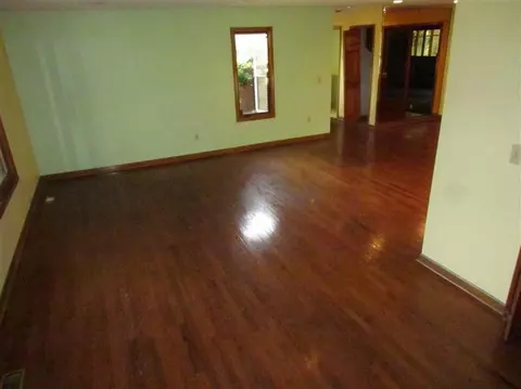 38366 Tyler Rd, Romulus, MI 48174 photo 5