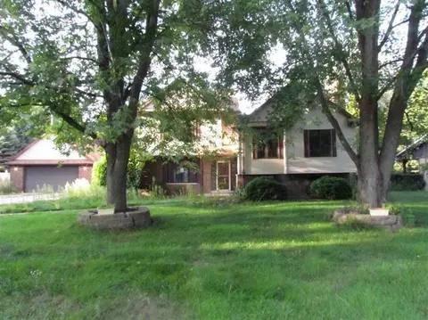 38366 Tyler Rd, Romulus, MI 48174 photo 1