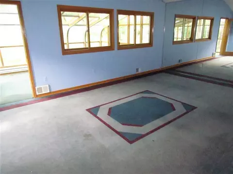 38366 Tyler Rd, Romulus, MI 48174 photo 6