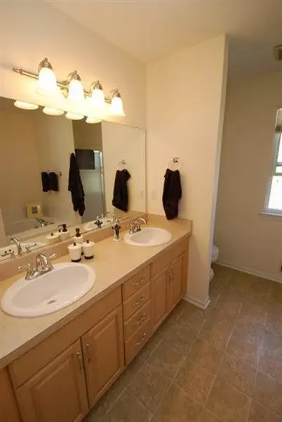 3900 E Highlander Way, Ann Arbor, MI 48108 photo 14