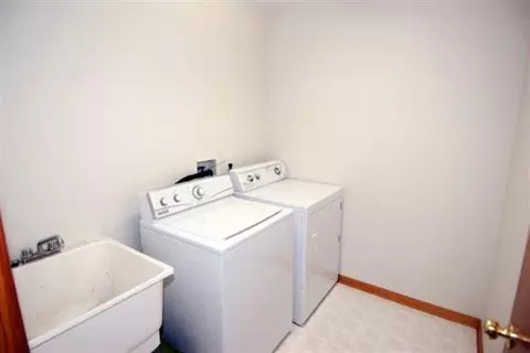 7858 Ridgeway Ct, Dexter, MI 48130 photo 15