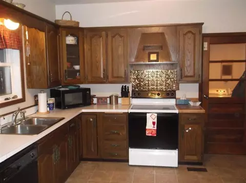 9365 Sutton, Britton, MI 49229 photo 7