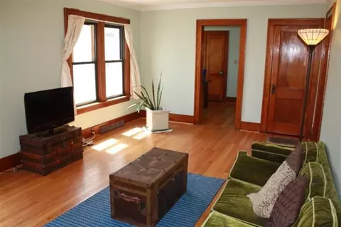 770 S Maple, Ann Arbor, MI 48103 photo 3