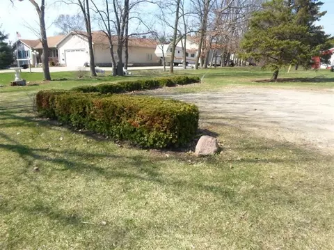 4175 Willis, Milan, MI 48160 photo 28