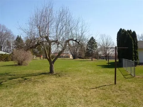 4175 Willis, Milan, MI 48160 photo 33