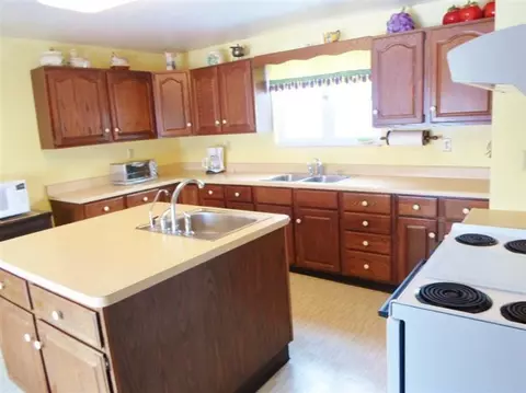4175 Willis, Milan, MI 48160 photo 6