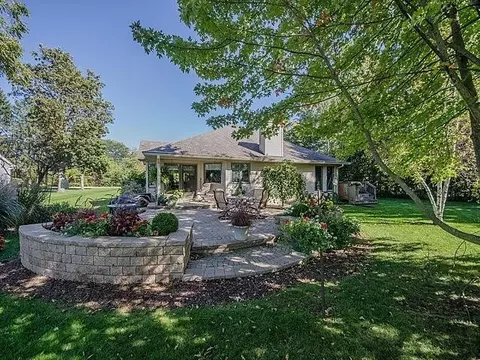 3264 Morgan Rd, Ann Arbor, MI 48108 photo 4