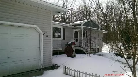10301 Roberts Rd, Gregory, MI 48137 photo 1