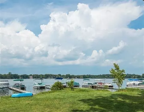 13890 Bramble Brae Dr, Gregory, MI 48137 photo 2
