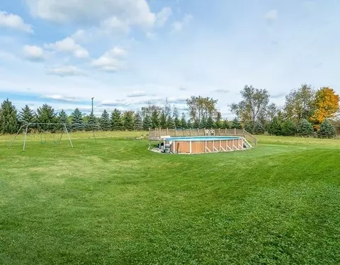 9482 Gross Rd, Dexter, MI 48130 photo 8