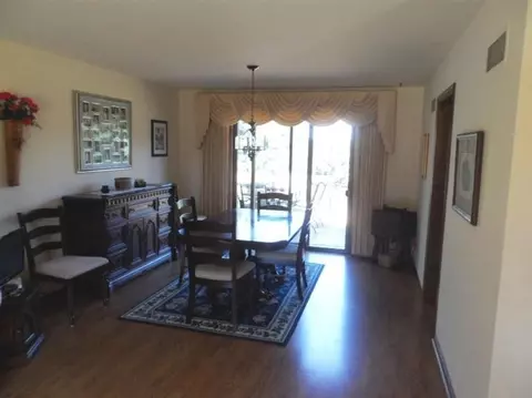 252 Tamarack Dr, Saline, MI 48176 photo 8