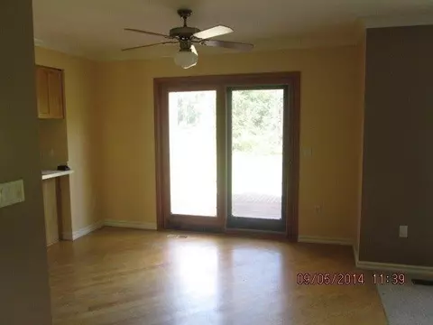 12150 Macon, Saline, MI 48176 photo 5
