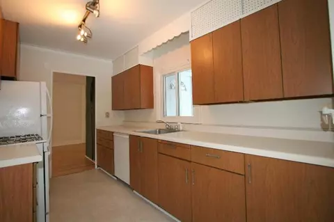 702 Sunset, Ann Arbor, MI 48103 photo 11