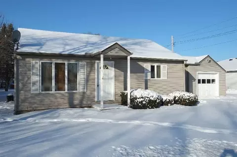 203 S Occidental Rd, Tecumseh, MI 49286 photo 1