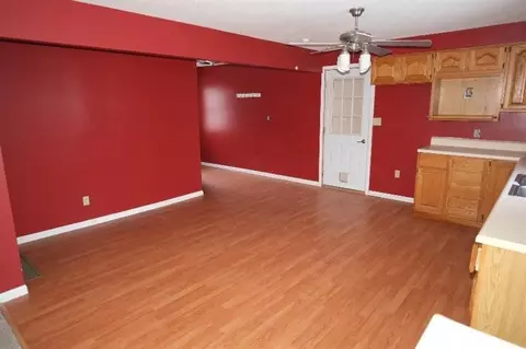 203 S Occidental Rd, Tecumseh, MI 49286 photo 2
