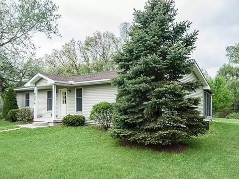 8274 Dunn Rd, Munith, MI 49259 photo 2