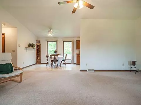 8274 Dunn Rd, Munith, MI 49259 photo 4