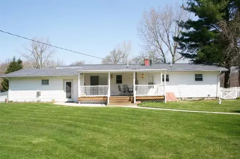 3909 Sharp Rd, Adrian, MI 49221 photo 3