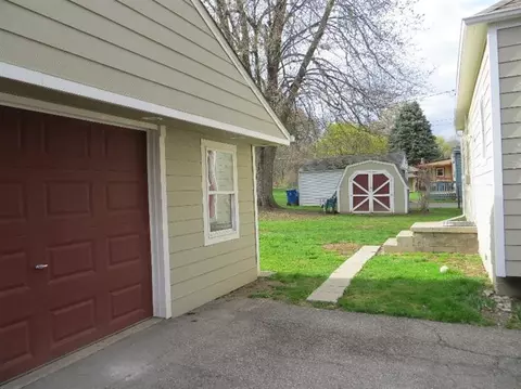 3345 Beaumont, Ann Arbor, MI 48105 photo 2