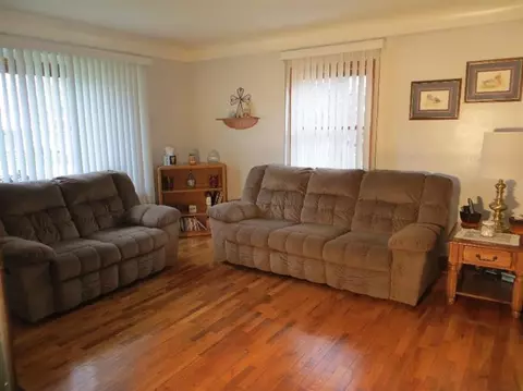 3345 Beaumont, Ann Arbor, MI 48105 photo 4