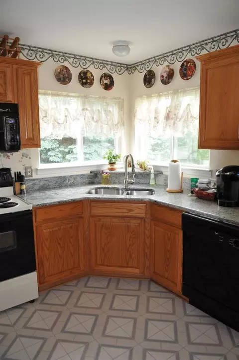 8258 Webster Dr, Dexter, MI 48130 photo 18