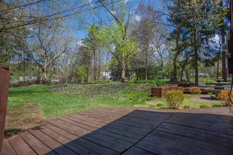 339 Brookside Dr, Ann Arbor, MI 48105 photo 23