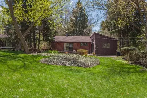 339 Brookside Dr, Ann Arbor, MI 48105 photo 26