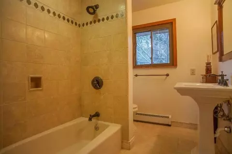 339 Brookside Dr, Ann Arbor, MI 48105 photo 15