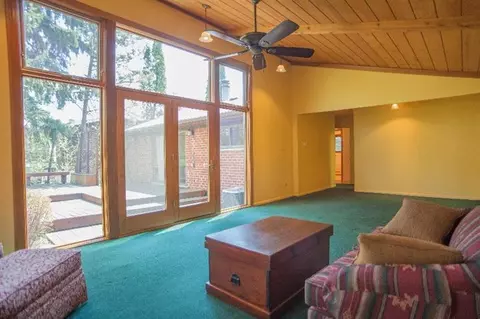 339 Brookside Dr, Ann Arbor, MI 48105 photo 11
