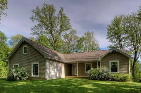 19373 Spears Rd, Gregory, MI 48137 photo 1