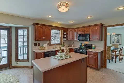 4200 Fairway Dr, Ann Arbor, MI 48103 photo 17