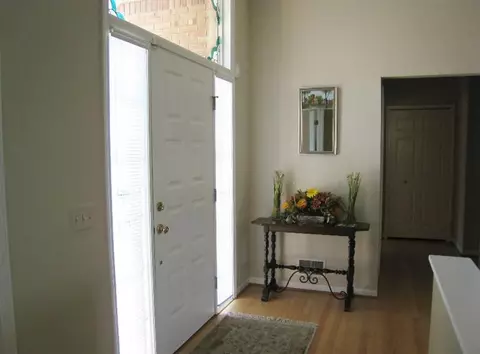 4736 E Sawgrass Dr, Ann Arbor, MI 48108 photo 2