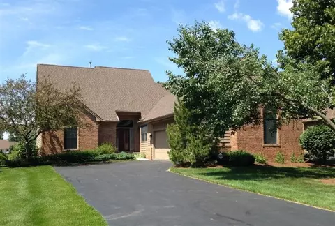 4736 E Sawgrass Dr, Ann Arbor, MI 48108 photo 1