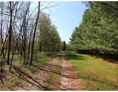 5831 Marshall Rd, Dexter, MI 48130 photo 2