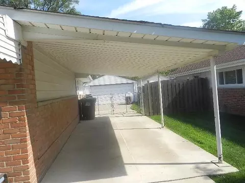 22236 Studio St, Taylor, MI 48180 photo 2