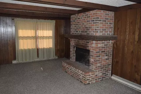 5642 Poplar Dr, Jackson, MI 49201 photo 8