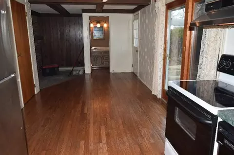 5642 Poplar Dr, Jackson, MI 49201 photo 7
