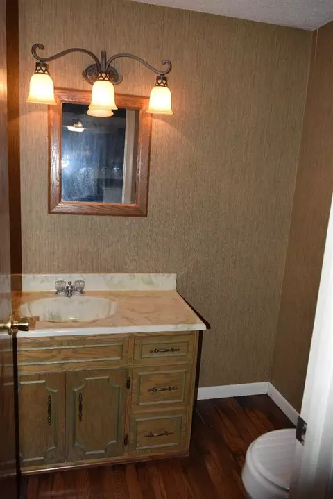 5642 Poplar Dr, Jackson, MI 49201 photo 9