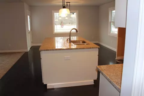 1261 Breezy, Jackson, MI 49201 photo 7