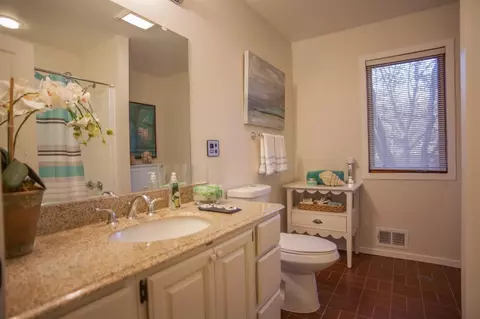 3530 Stanton Ct, Ann Arbor, MI 48105 photo 5