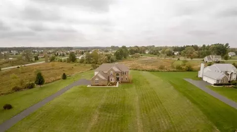3003 Sandhill Dr, Dexter, MI 48130 photo 2