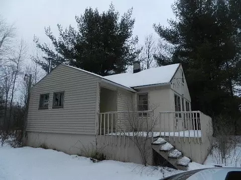 149 E Howard Rd, Beaverton, MI 48612 photo 2