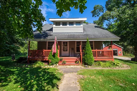 13435 Grand River Dr SE, Lowell, MI 49331
