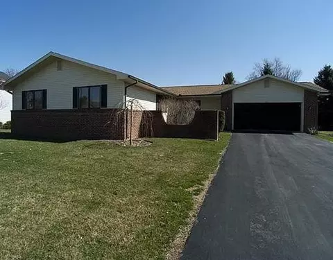 467 Bennington Ct, Saline, MI 48176 photo 1